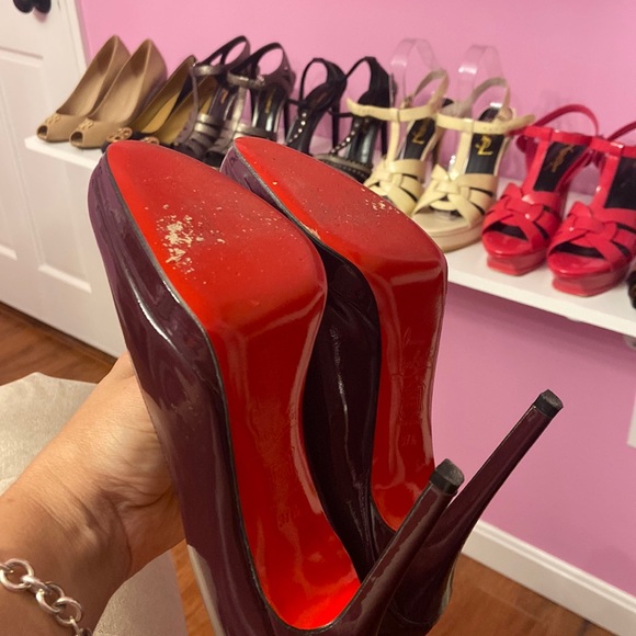 AUTHENTIC CHRISTIAN LOUBOUTIN HEELS - Picture 4 of 6